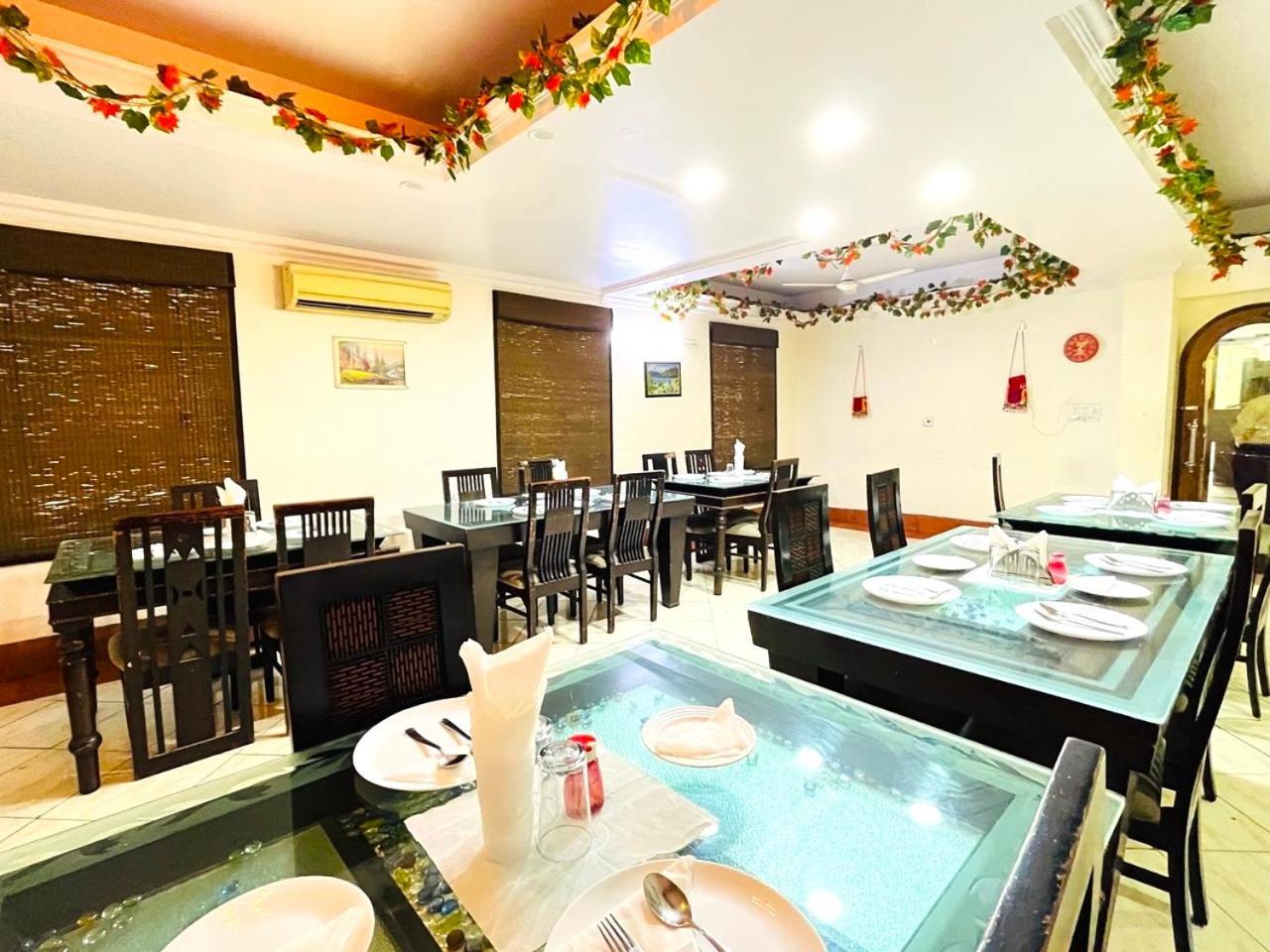 Ashoka Hotel Karol Bagh Delhi New Delhi Ngoại thất bức ảnh