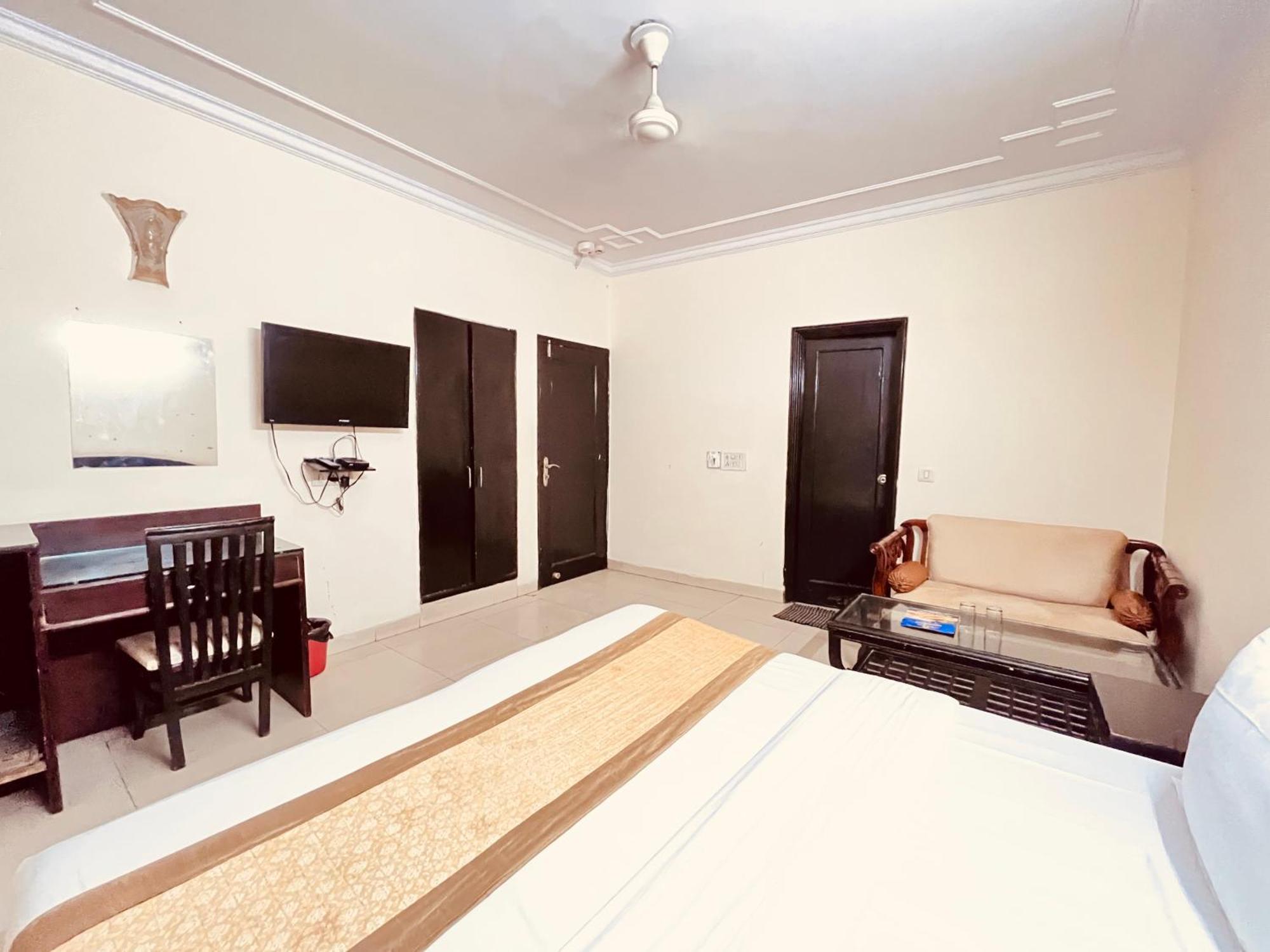 Ashoka Hotel Karol Bagh Delhi New Delhi Ngoại thất bức ảnh