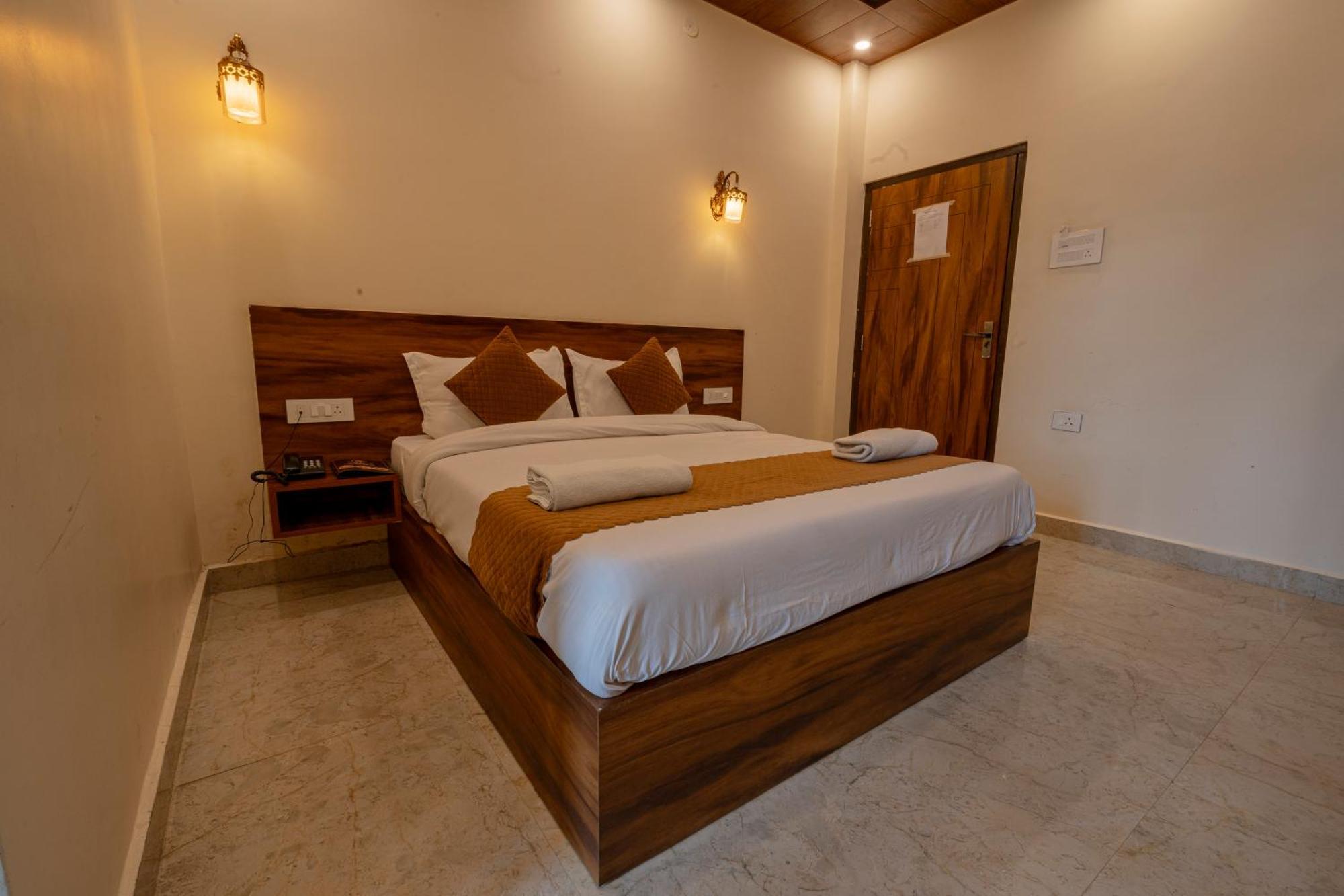 Ashoka Hotel Karol Bagh Delhi New Delhi Ngoại thất bức ảnh